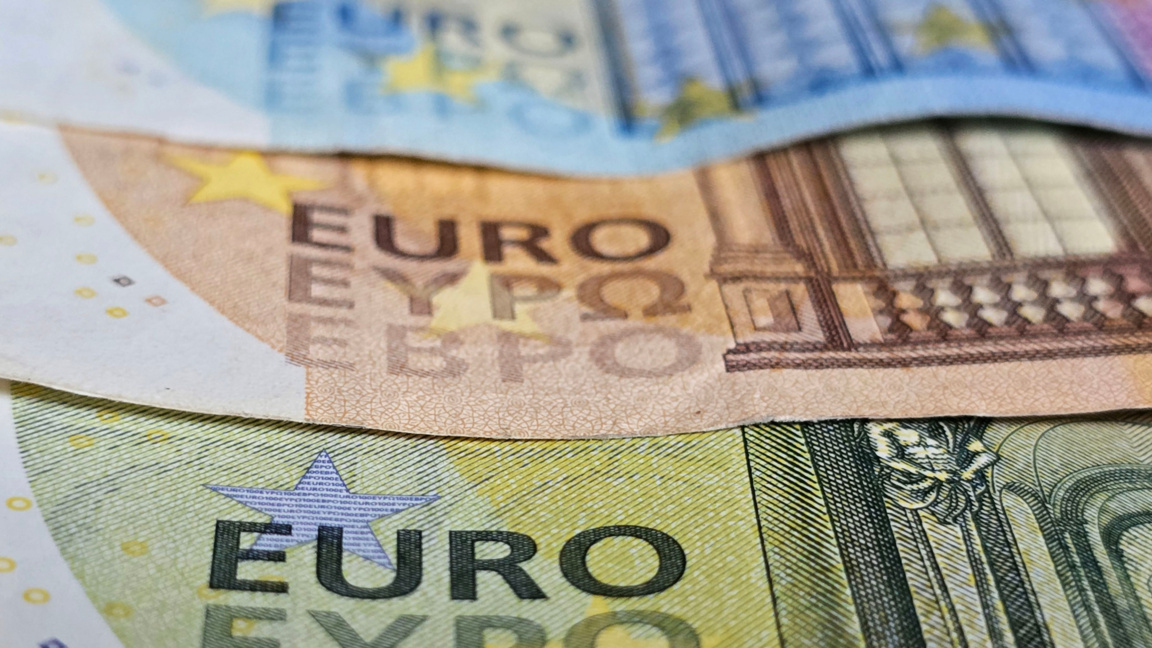 В Италия конфискуваха над 2,8 милиона фалшиви евро