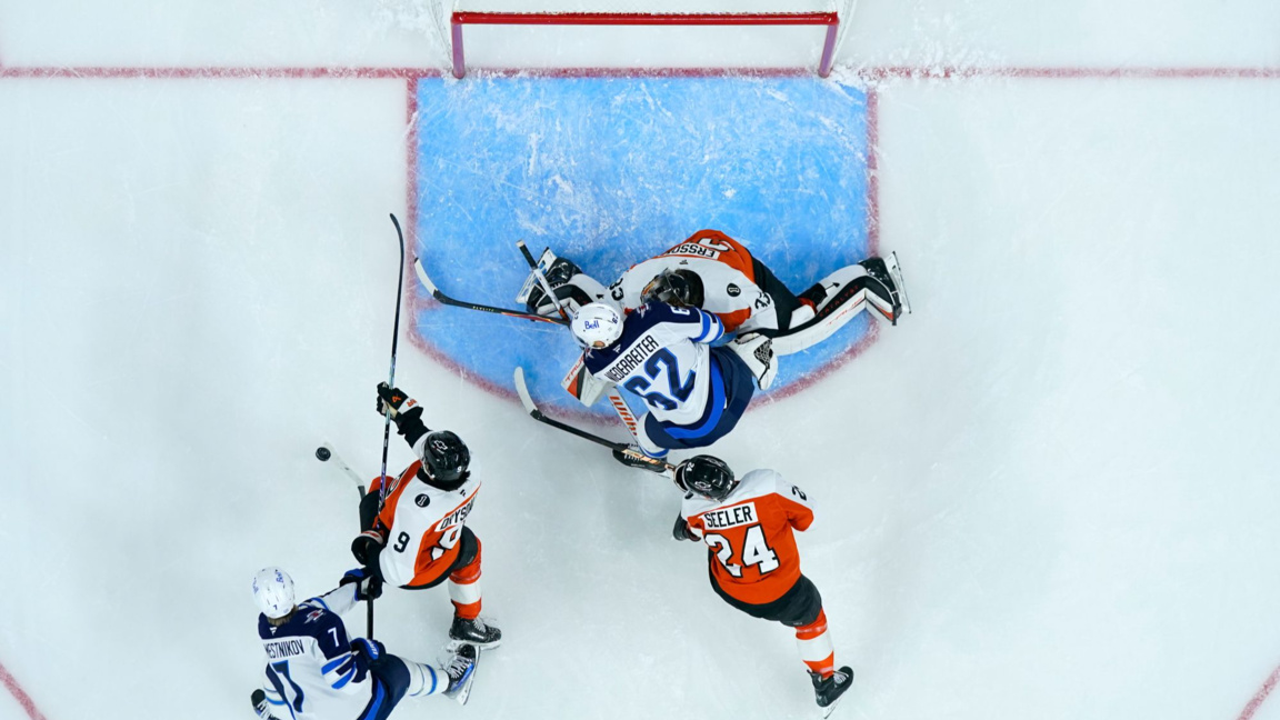 Общо 14 мач се изиграха през нощта в НХЛ