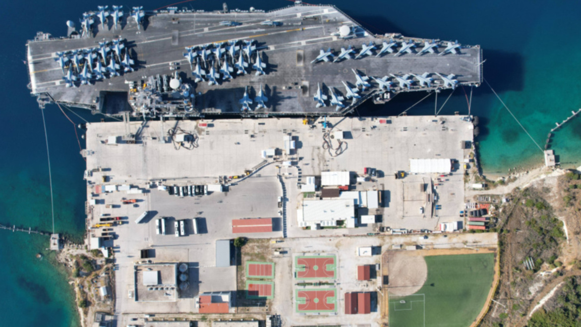 Тръгнаха опашки по бензиностанциите в Гърция