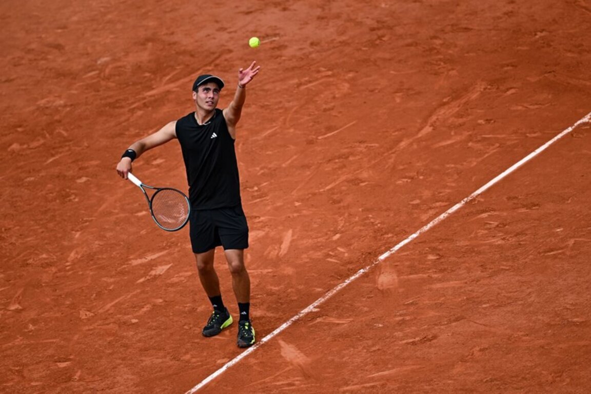 Иван Иванов