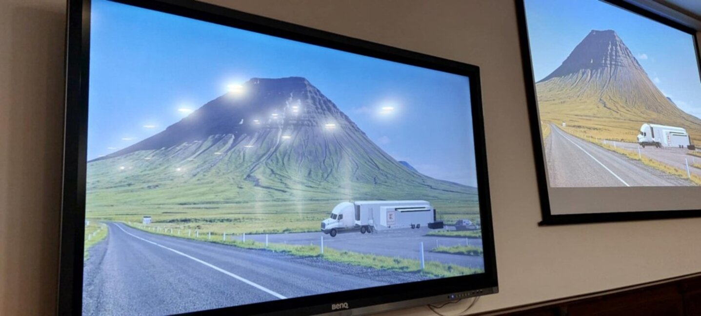 Умна количка за пазаруване и супермаркет на колела представиха студенти във Варна