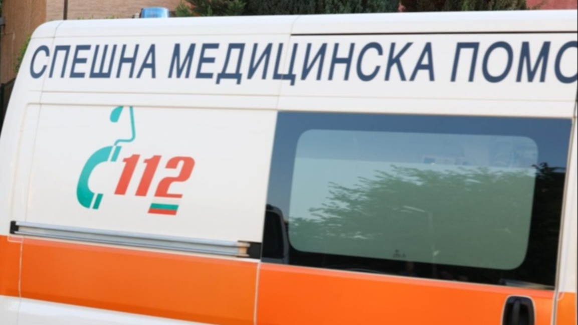 Спешна медицинска помощ линейка