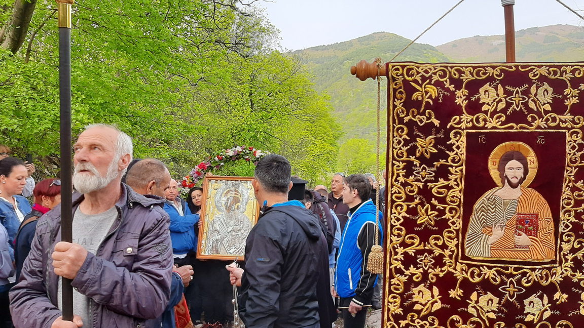 Procesiunea cu icoana Sfintei Fecioare a...