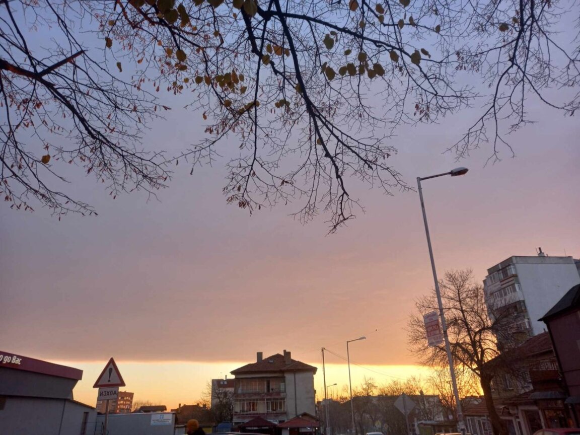 Облаци във вторник