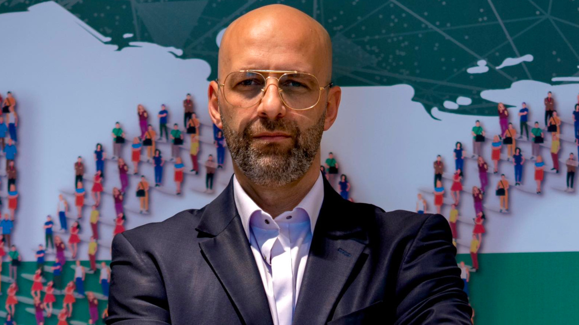 проф. Илин Савов