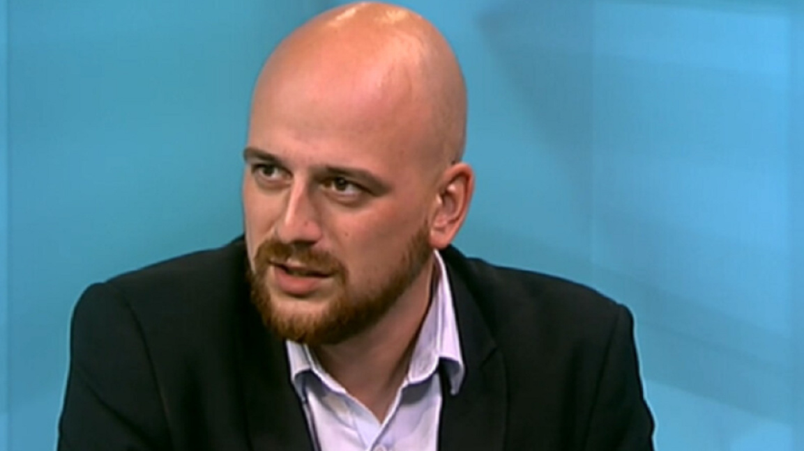 Намираме се във фаза на разлагане на партийния модел