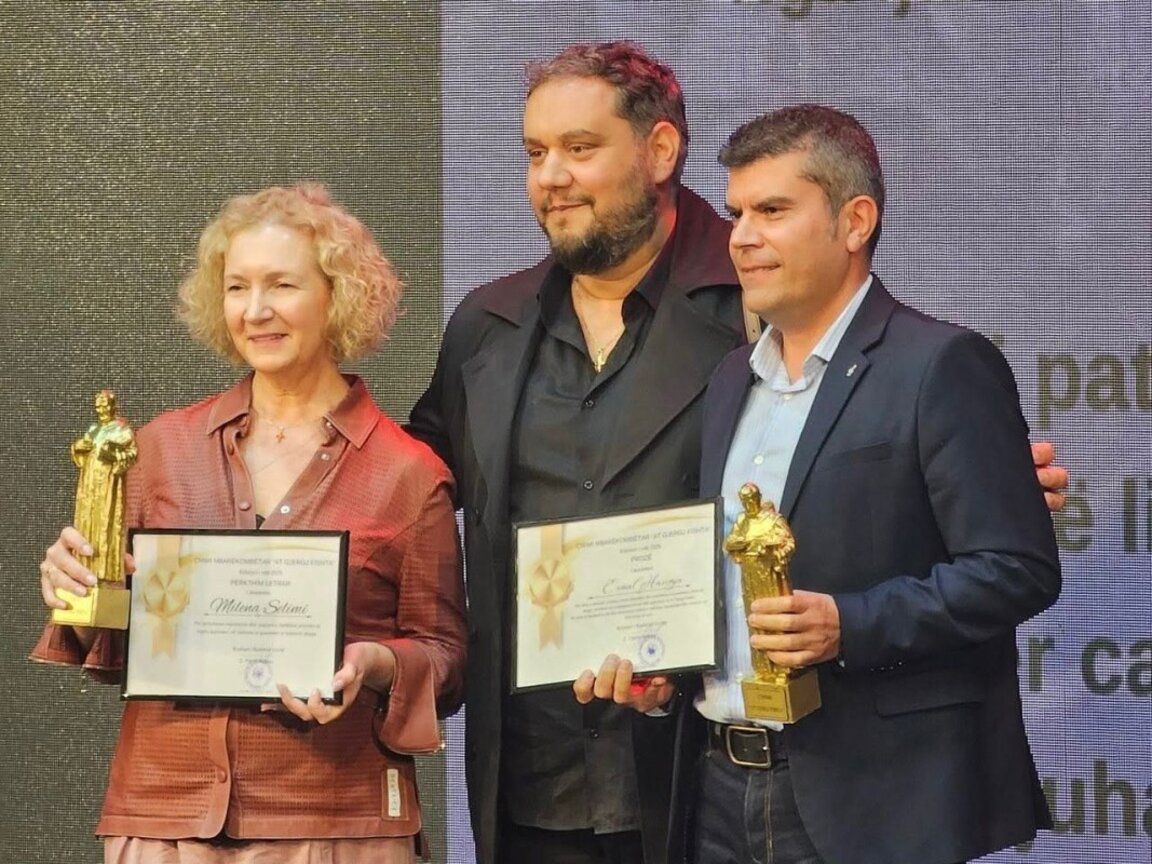 Shpallen Fituesit e Çmimeve Letrare Mbarëkombëtare “At’ Gjergj Fishta”