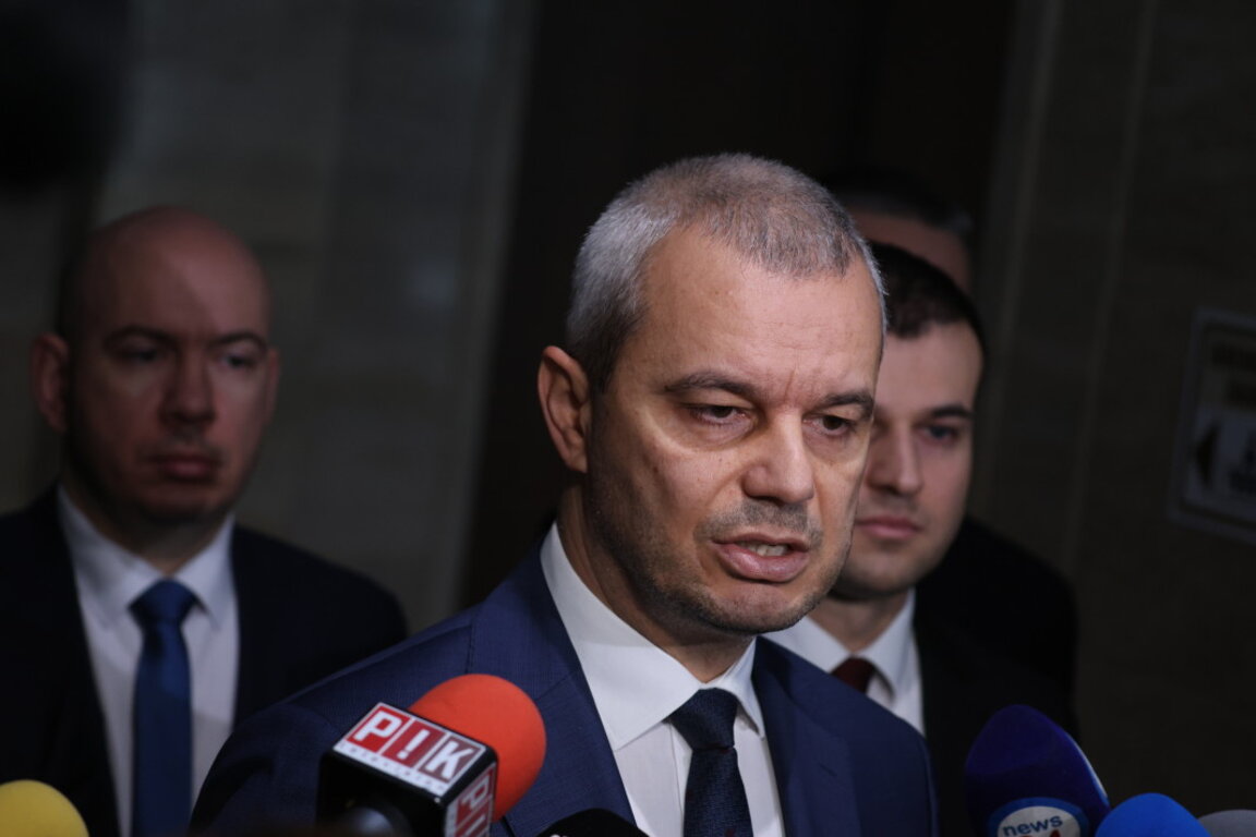 Vazrazhdane party sends signal to SANS over email invitations for training in the US