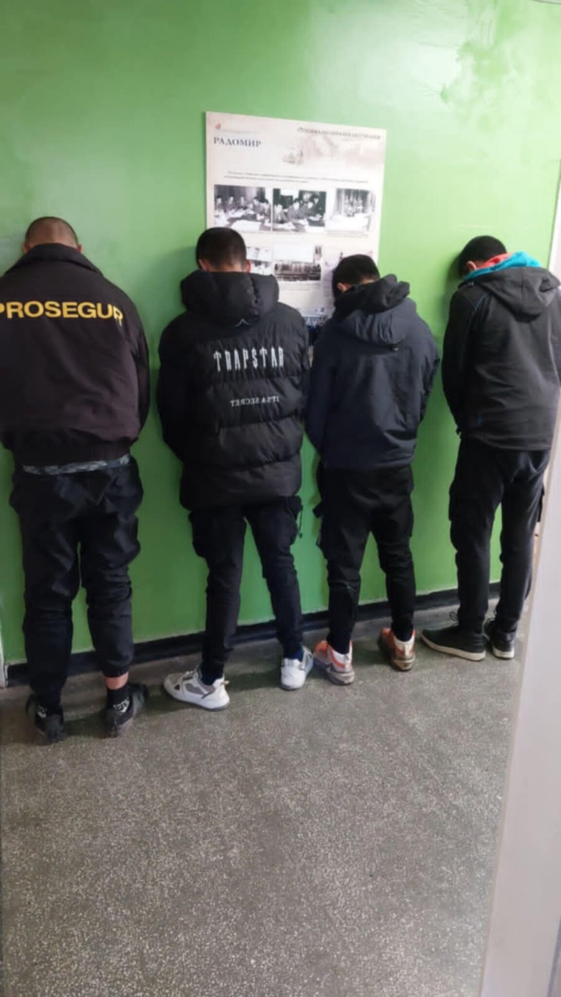 Шестима задържани при полицейска операция в Радомир