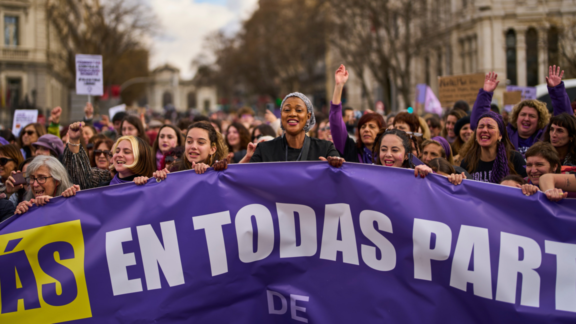 Хиляди жени протестираха в Испания в защита на равенството