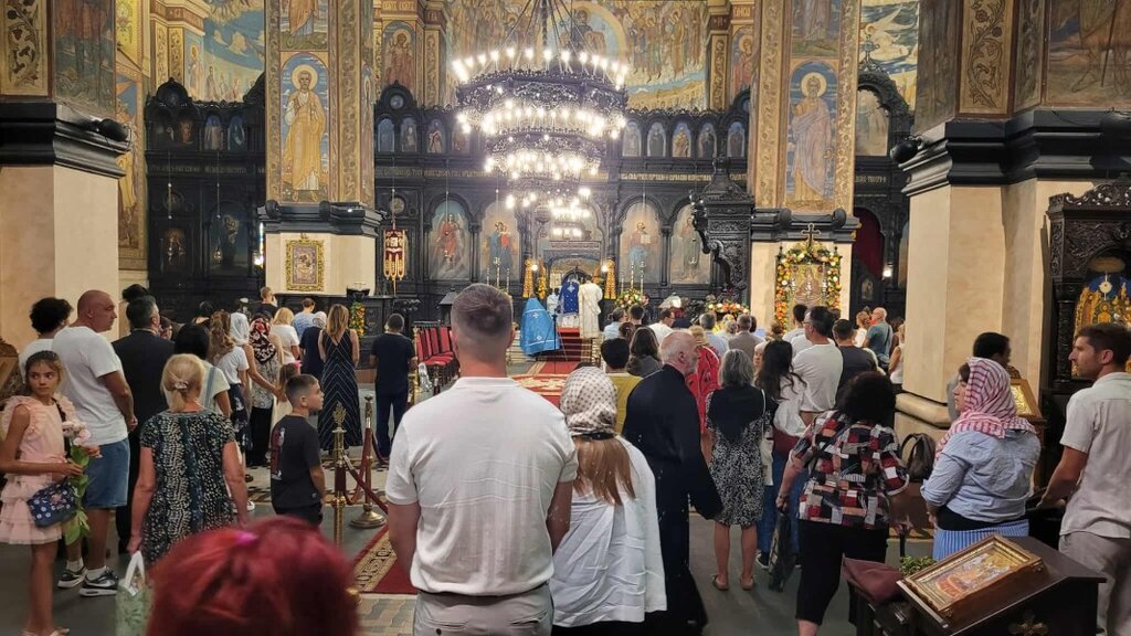 Варна почита паметта на Божията майка