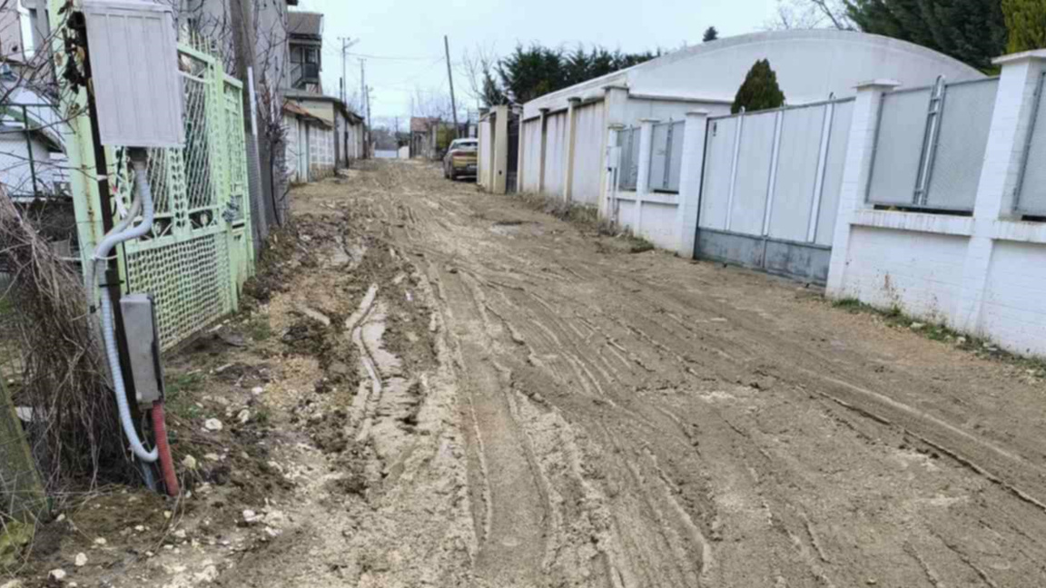 Жители на Траката: Зимата газим в кал, лятото хрупаме фини прахови частици