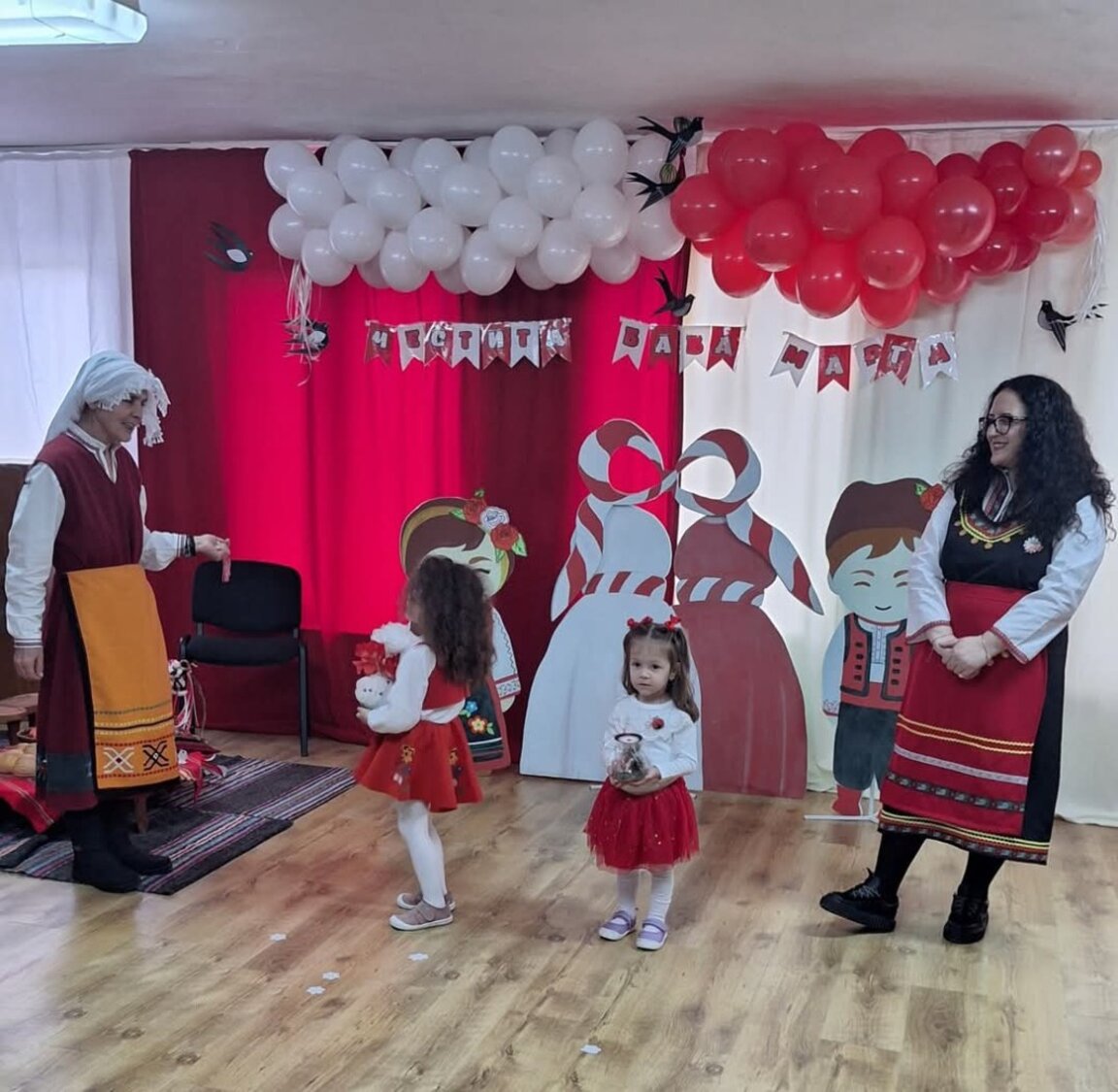 Баба Марта подрани в Черноочене
