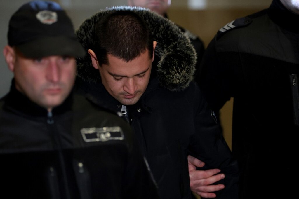 Иван Иванов и синът му отиват на съд