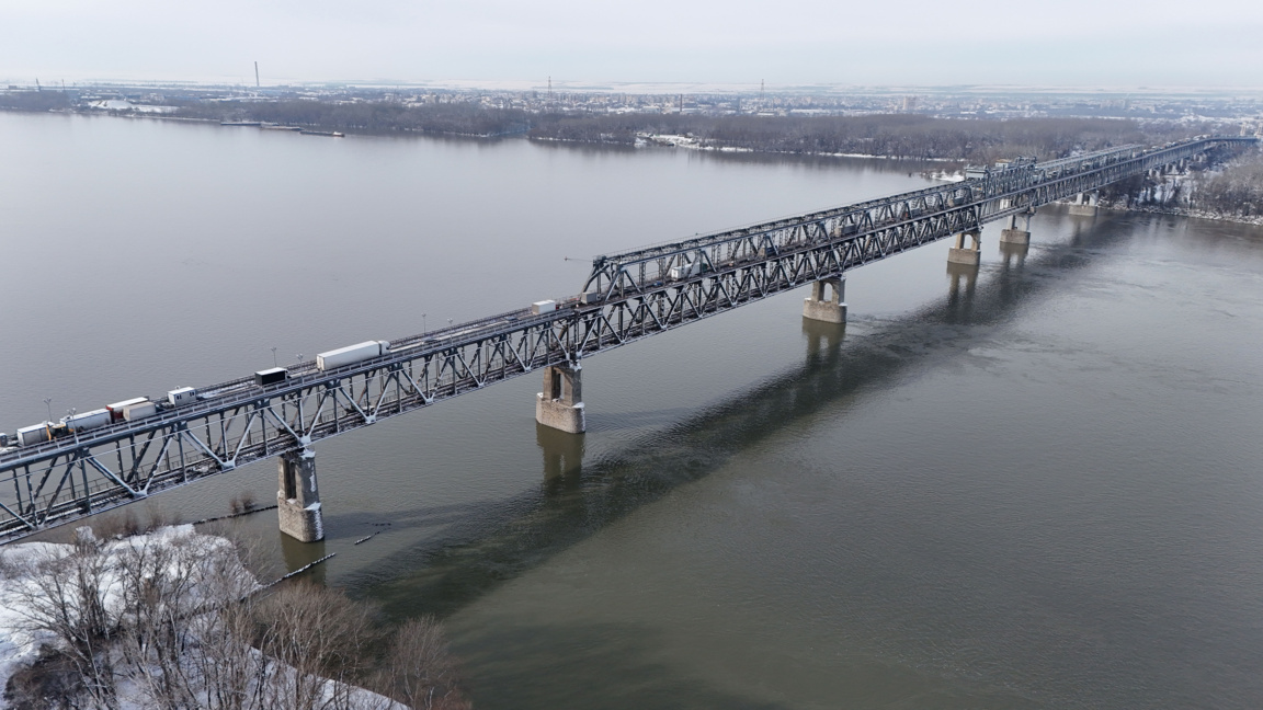 Възстановено е движението през Дунав мост при Русе