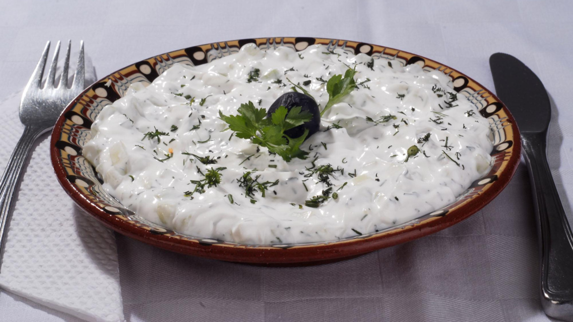 Salata bulgărească „Snejanka”: pe locul ...