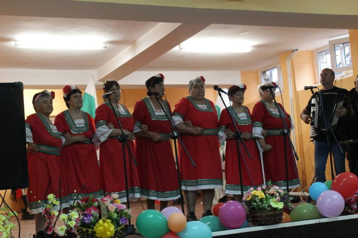 Българската народна песен, музика и танц завладяват Руска Бела