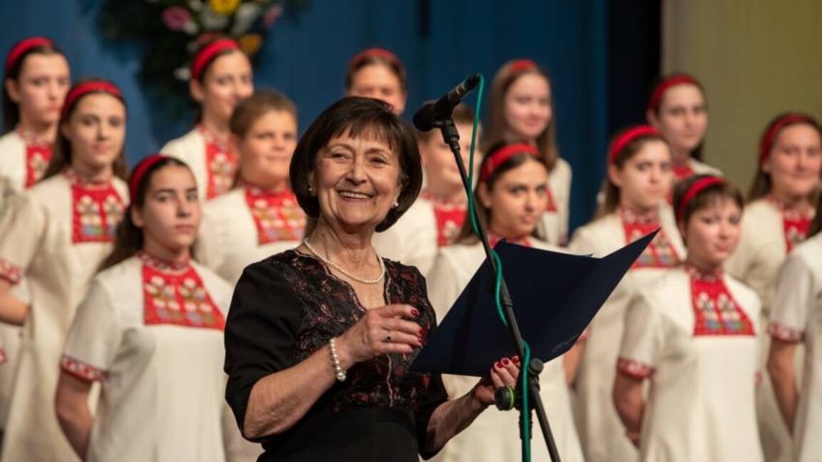 El Coro Infantil de Radio Nacional de Bulgaria interpreta obras búlgaras en su primer concierto conjunto con el Coro Infantil de Radio Nacional de Rumanía