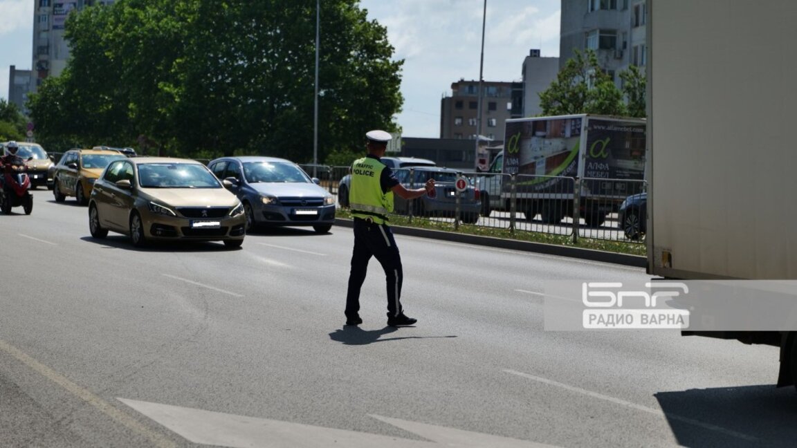 Полицейска акция във Варна с фокус върху пешеходци и шофьори
