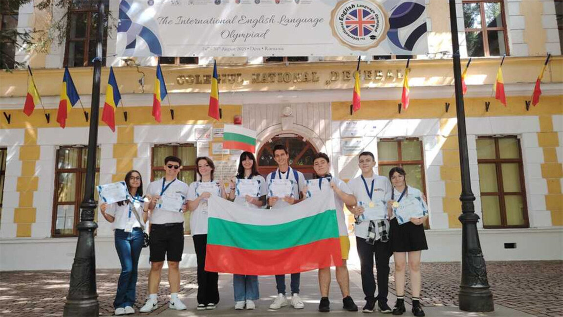 4 medalje ari dhe 4 argjendi për nxënësit bullgarë nga Olimpiada e Gjuhës Angleze