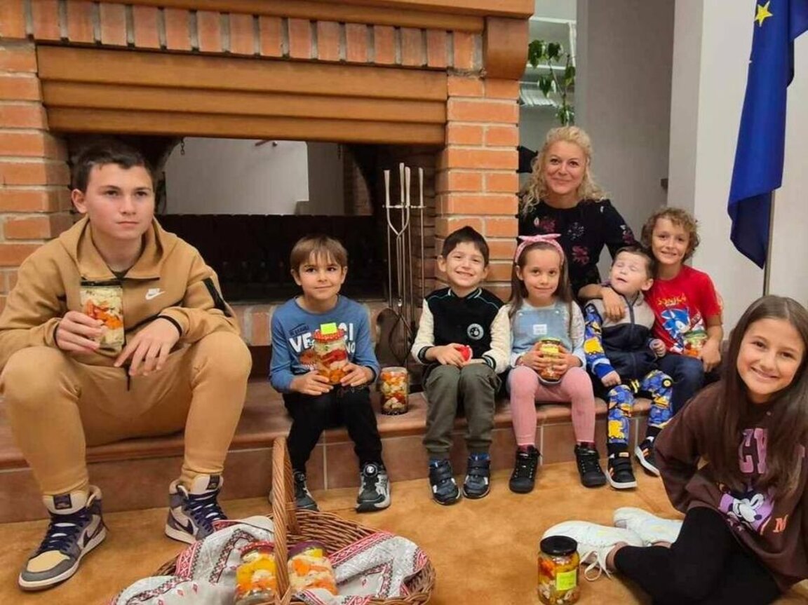 Българчета в Любляна опознават родните януарски традиции