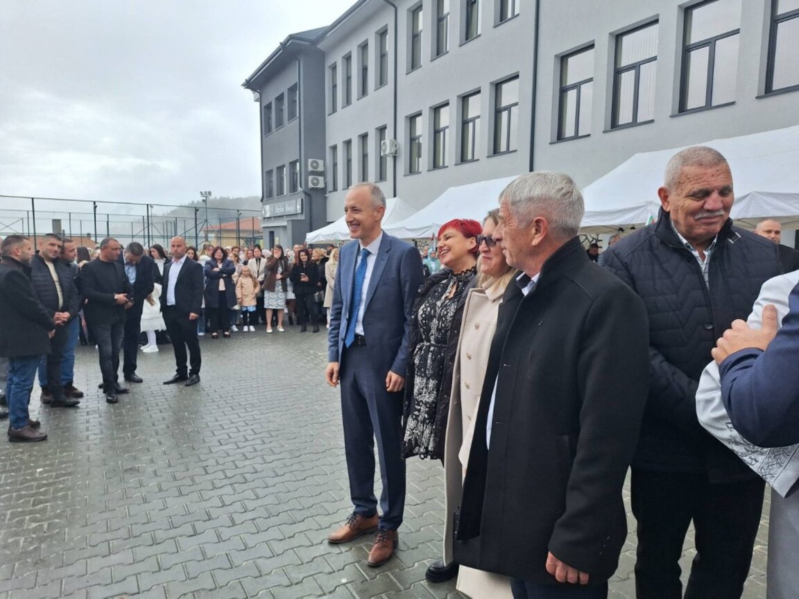 Седем СТЕМ кабинети откриха в училището в Рибново