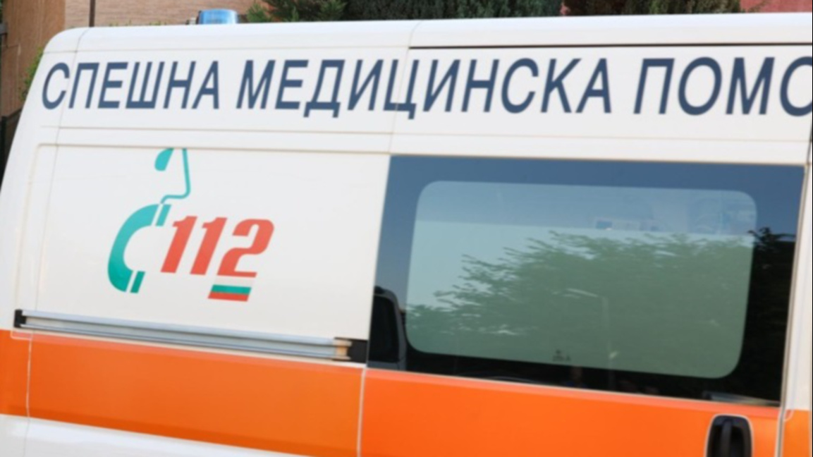 Спешна медицинска помощ линейка