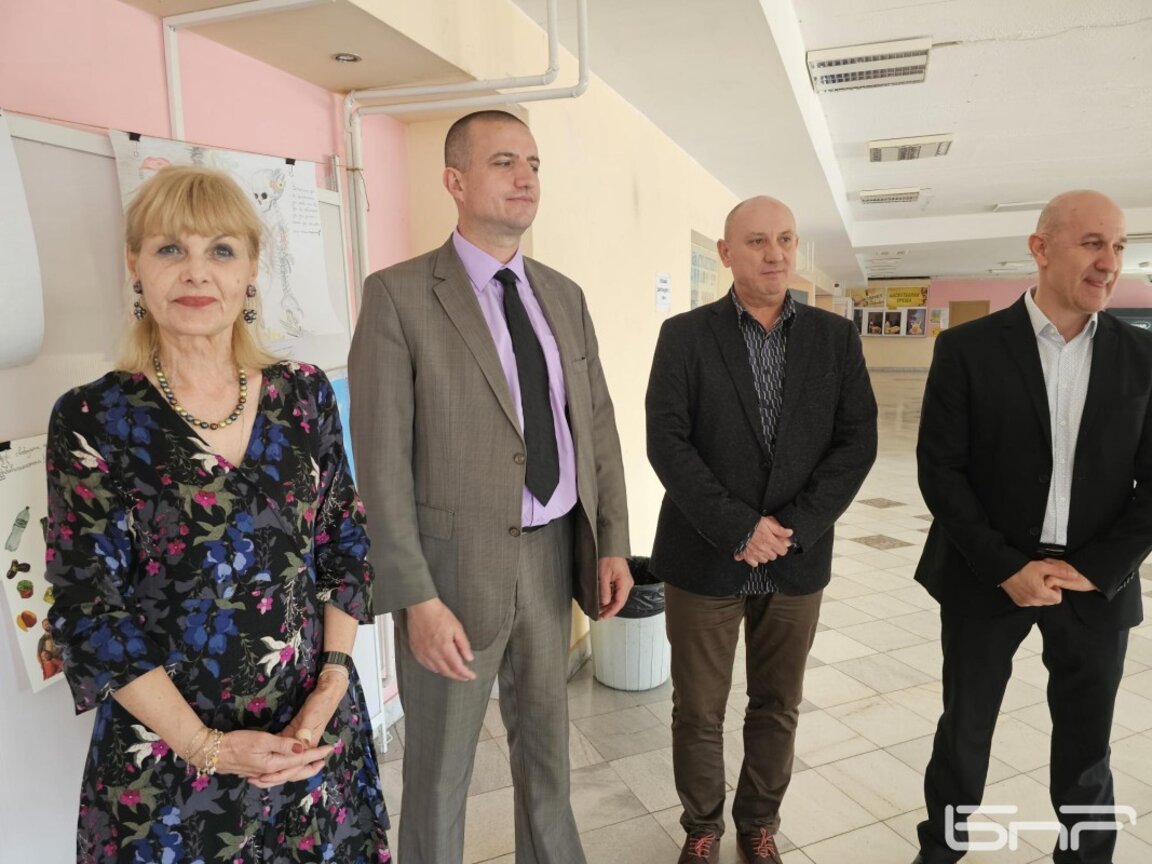 Ученици от сливенски училища избраха да бъдат "неЗависими”