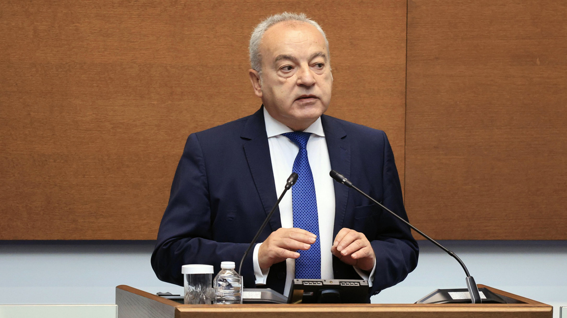 Hükümet, öngörülen yüzde 5,7 bütçe açığı hedefini gerçekleştirecek