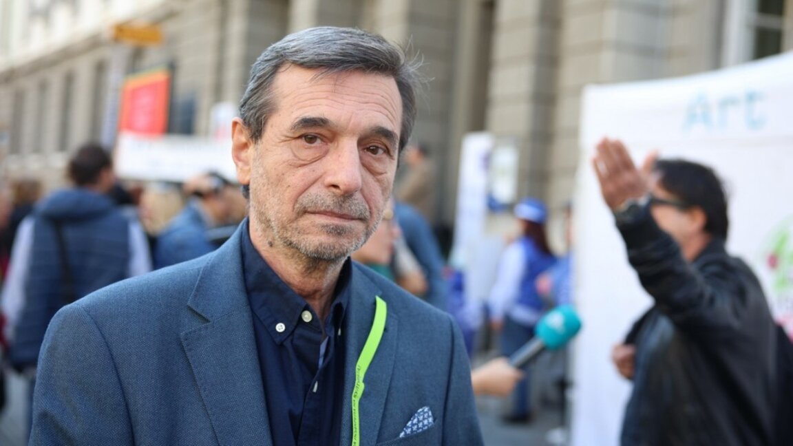 Димитър Манолов