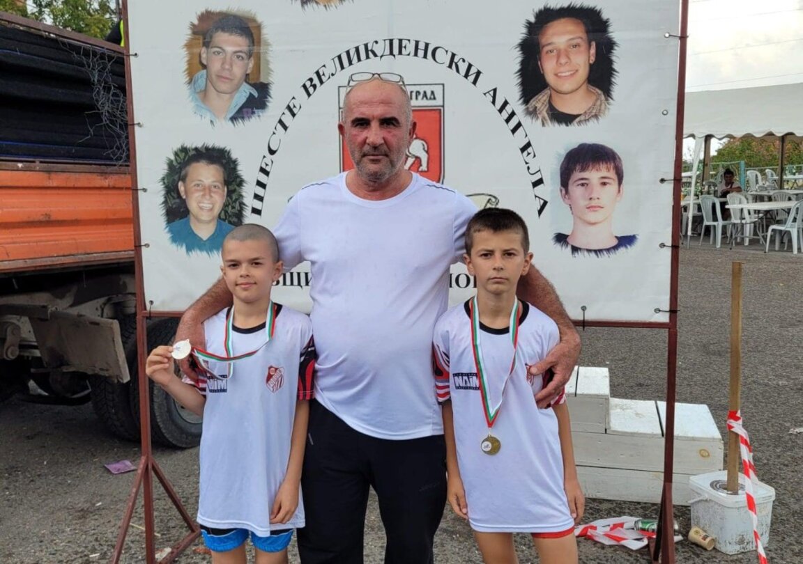 Фадли Фаик от Момчилград е шампион на Международен турнир по борба