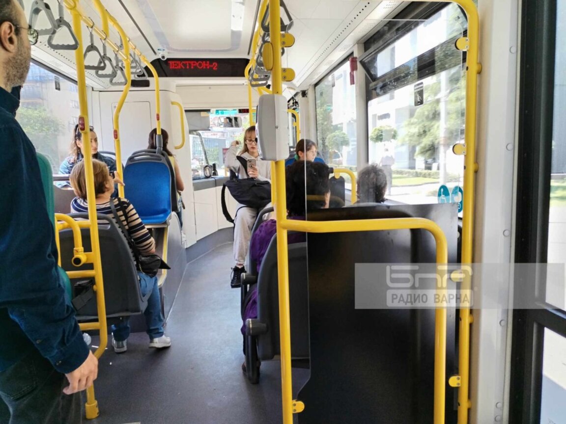 Повишават глобите за пътуване без билет в градския транспорт във Варна