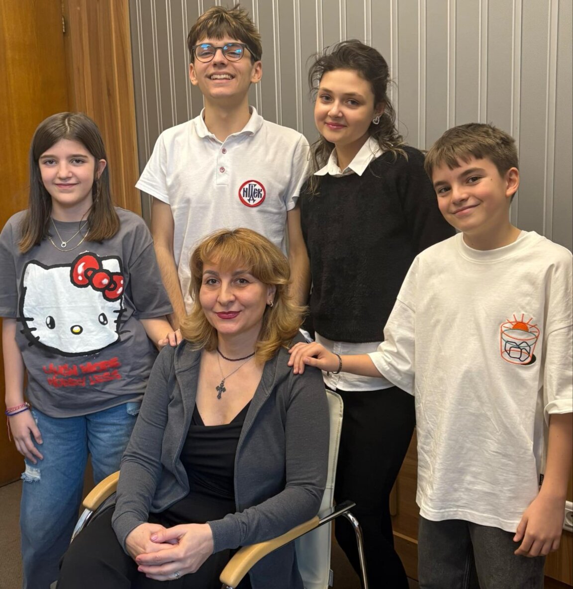 Надин, Верен, Никол, Янислав и Радомира Михова