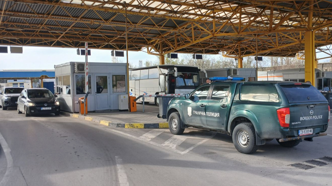 Над 18 000 коли през моста по празниците...