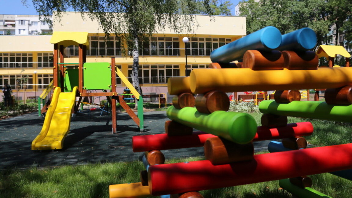 Половин милион за детските градини