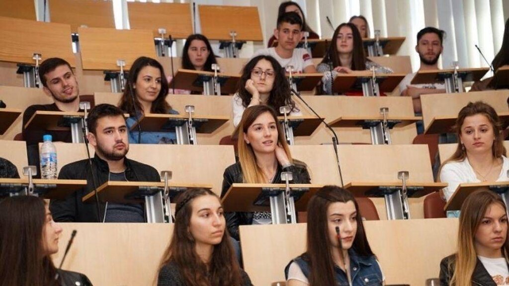 More and more young people from the Bulgarian diasporas around the world want to study in Bulgaria