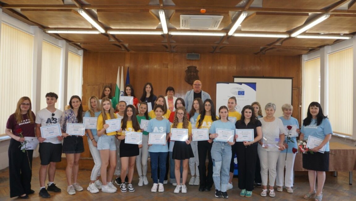 Видински ученици са сред най-добрите посланици на Европейския парламент