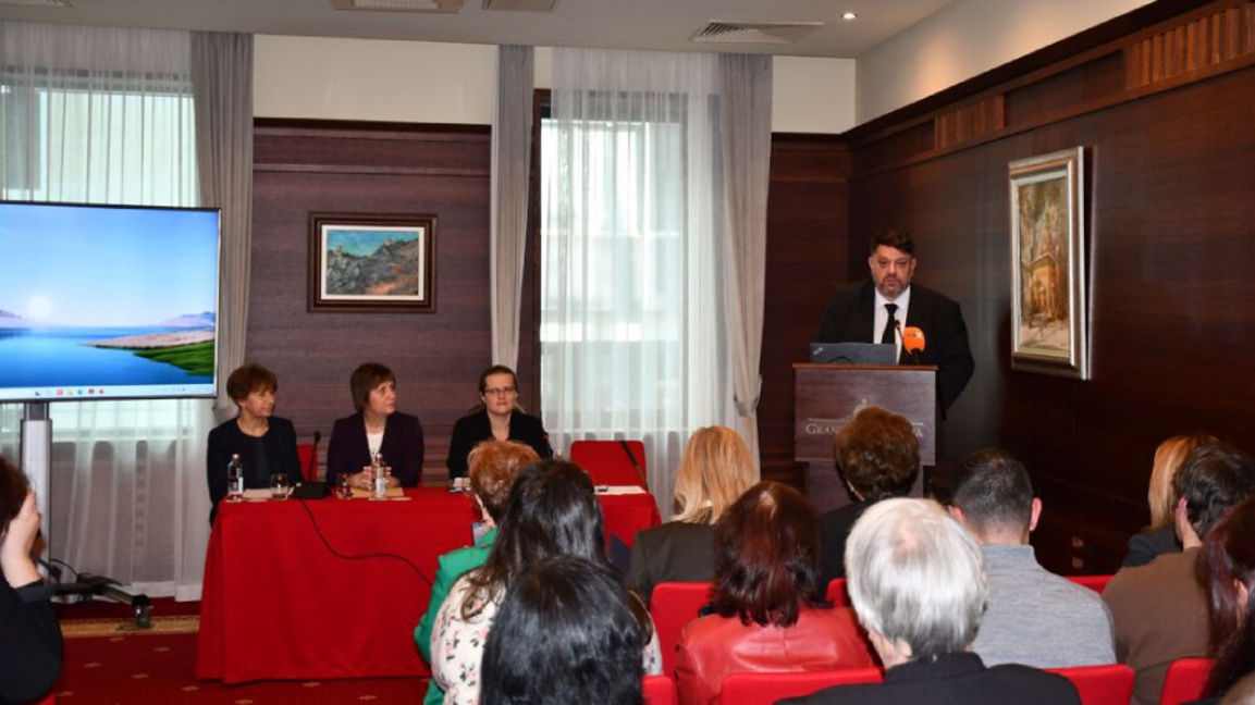  Un foro en Sofía debatió la cooperación entre científicos búlgaros y chinos