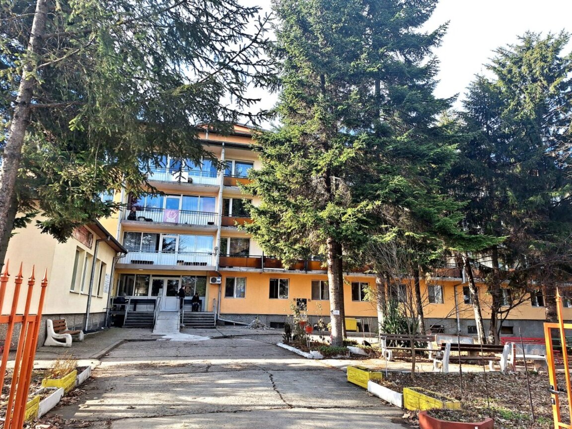 Анна Йончева: Не те ли допуснат в дома, където е настанен твой близък, трябва да ти светне лампичката