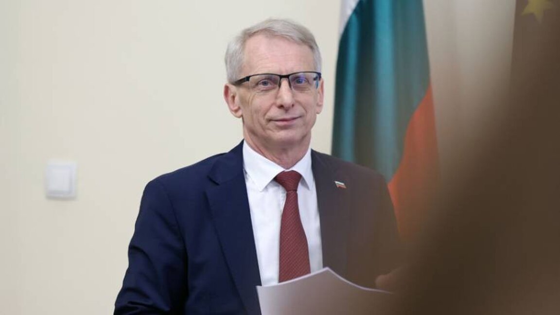 Николај Денков