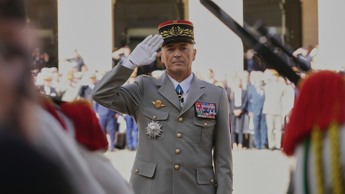 Началникът на генералния щаб на Франция Тиери Бюркар