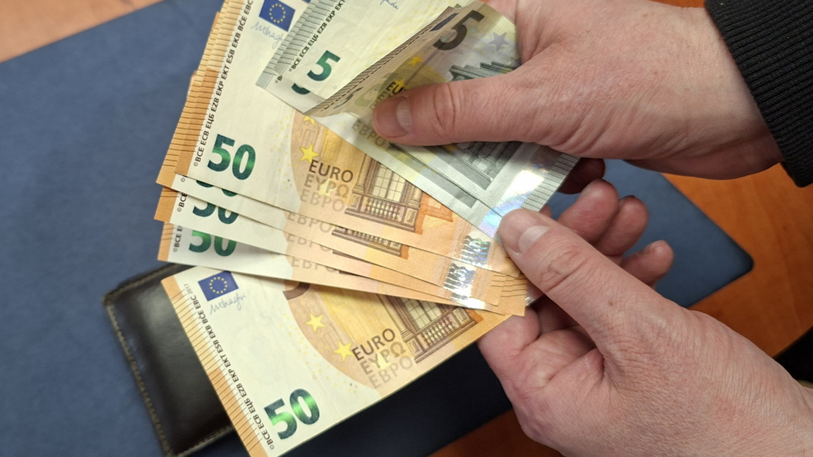 Non-food traders speak out against price regulation