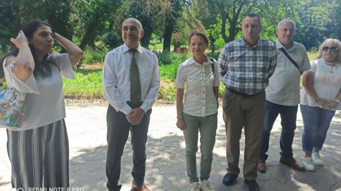 Санитарни сечи спасяват гората