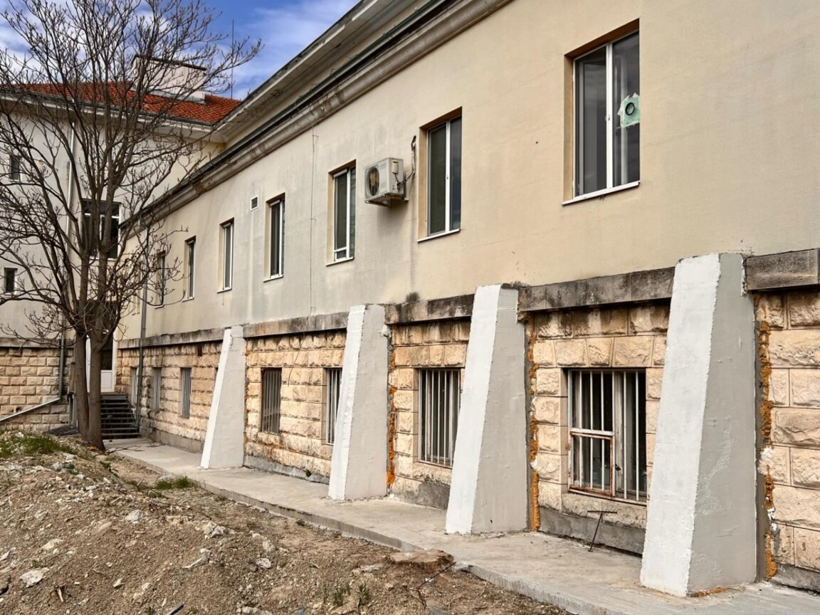 Обезопасиха детското отделение