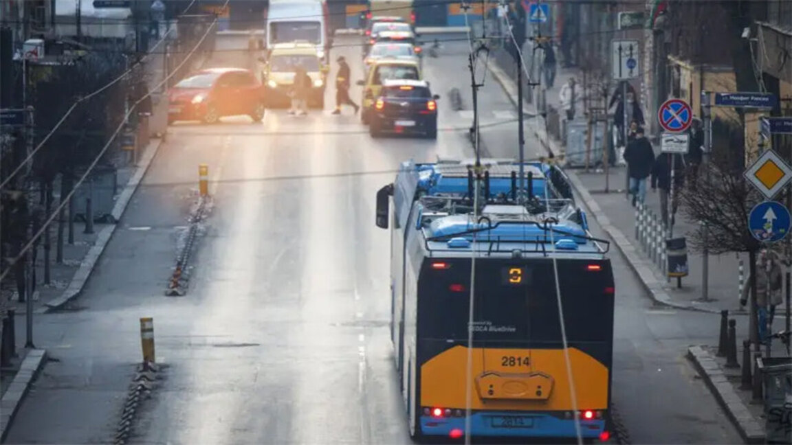 Transportul public din Sofia iese luni la protest, va bloca intersecțiile
