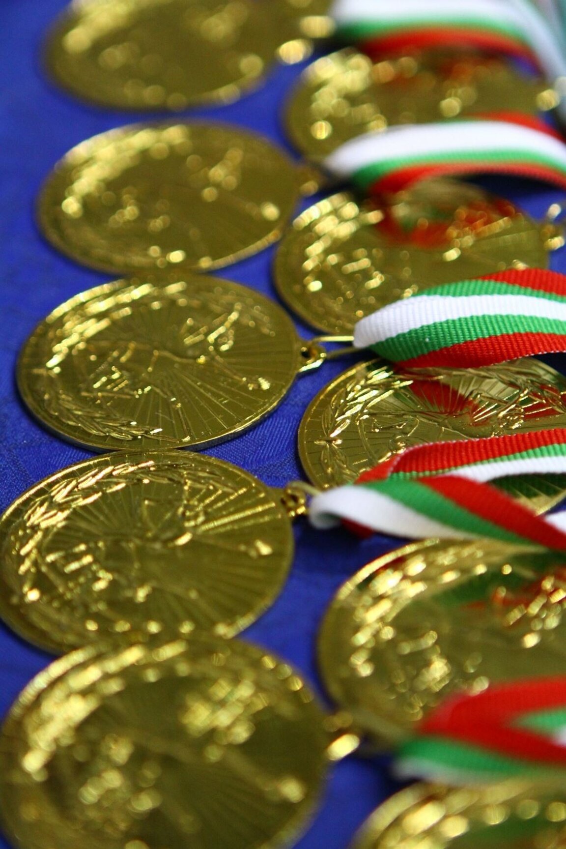 13 медала по сумо за джудистите от Бяла Слатина