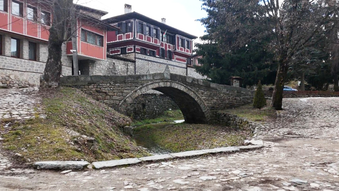 El puente Chalakov en Koprivshtitsa, donde se disparó el primer tiro del Levantamiento de Abril