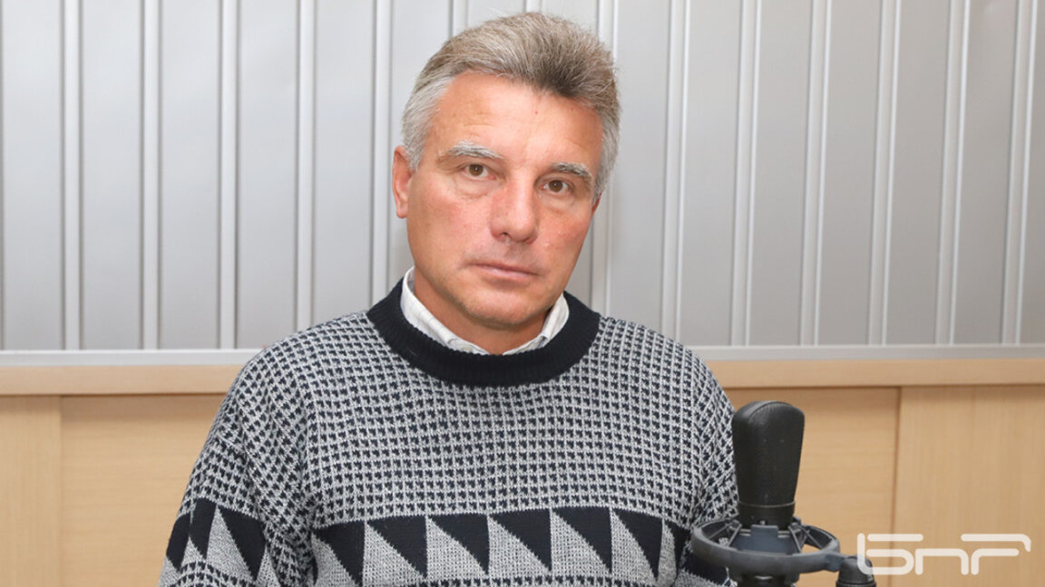 Проф. Иво Христов