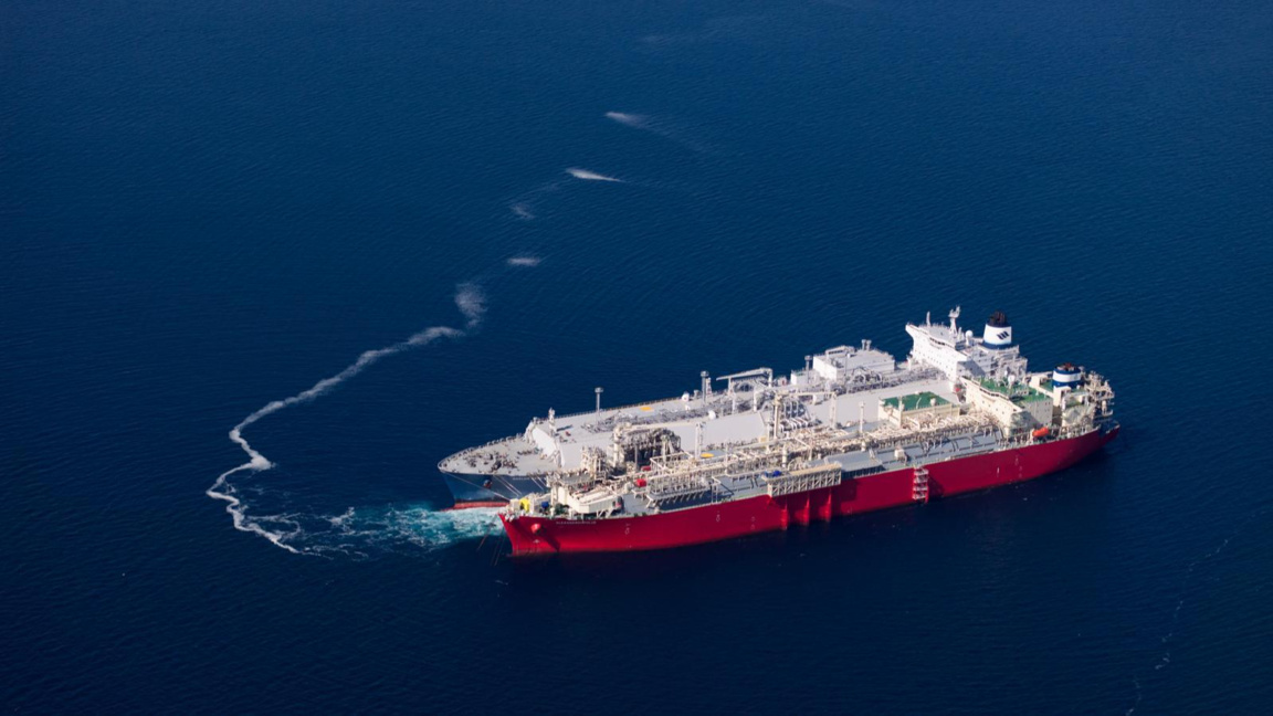 България осигури втечнен газ на цени под пазарните въпреки кризата