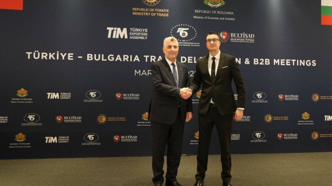 Ekonomi ve Sanayi Bakanı Dilov: Türkiye ile ticaretimiz 2024’te 7,7 milyar avroluk rekora ulaştı